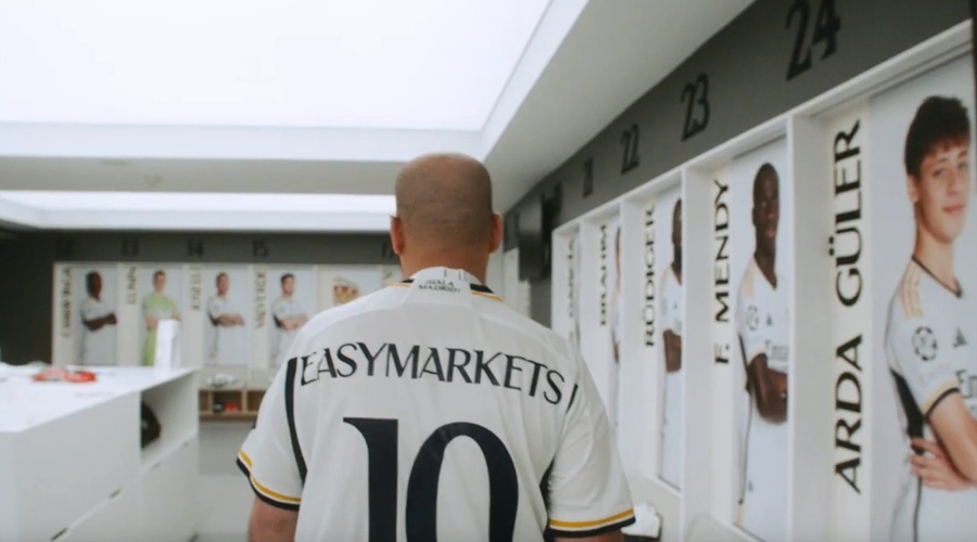 广湛高铁佛山站主站房主体结构完工